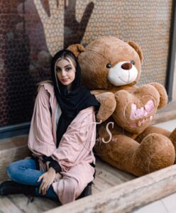 خرس قهوه ای قلب به دست 180 سانتی متری
