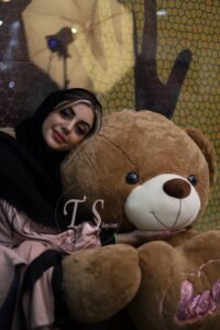 خرس قهوه ای قلب به دست 180 سانتی متری - تصویر 3